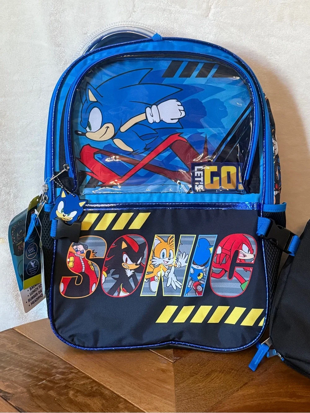 Sonic the Hedgehog 17” Backpack 4-Piece Set with Lunch Tote & Headphones